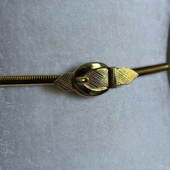 Vintage stretchy Gold tone Statement waist Belt one size